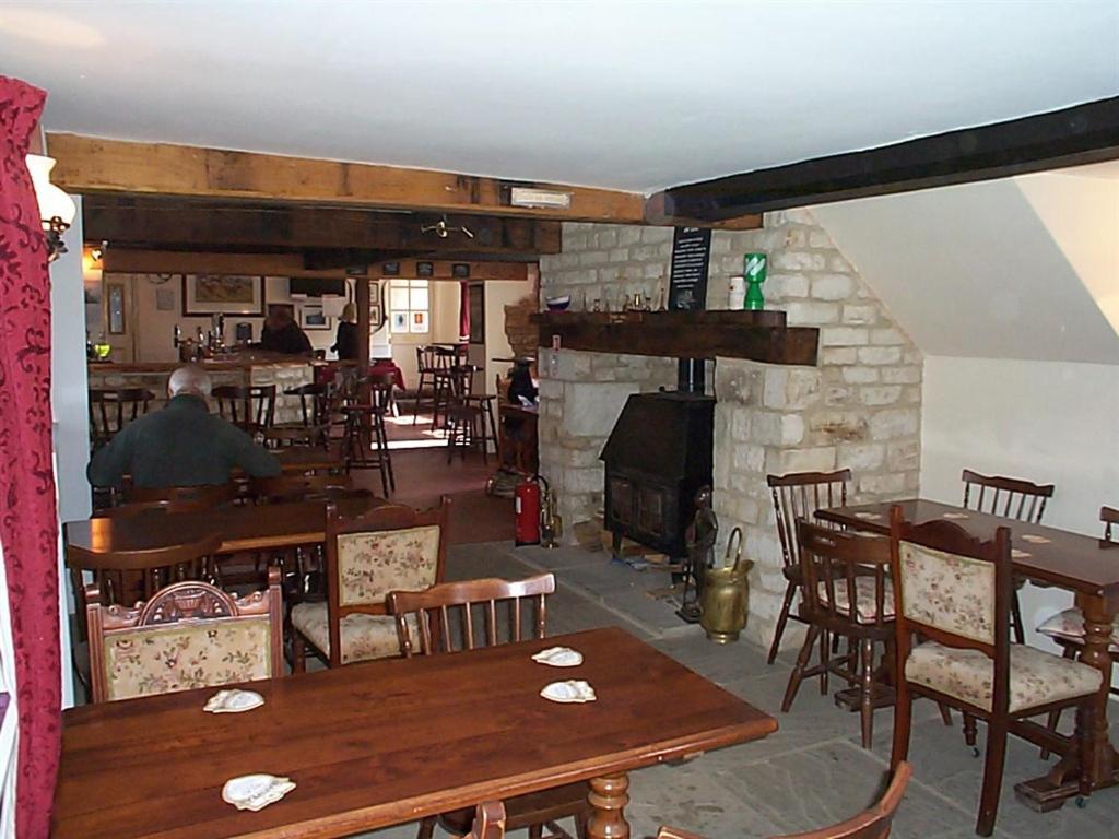 The Fox & Hounds Faringdon Exterior foto